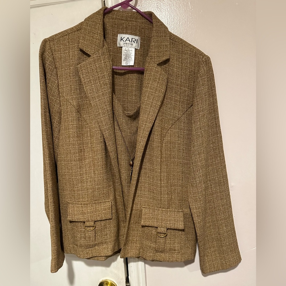 Kari New York Brown Blazer with attached Cami & necklace
